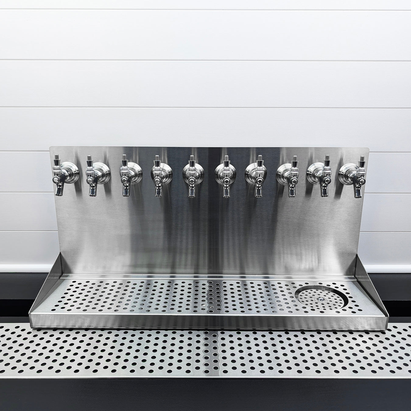 10 Faucet Wall Mount Dispenser with Rinser
